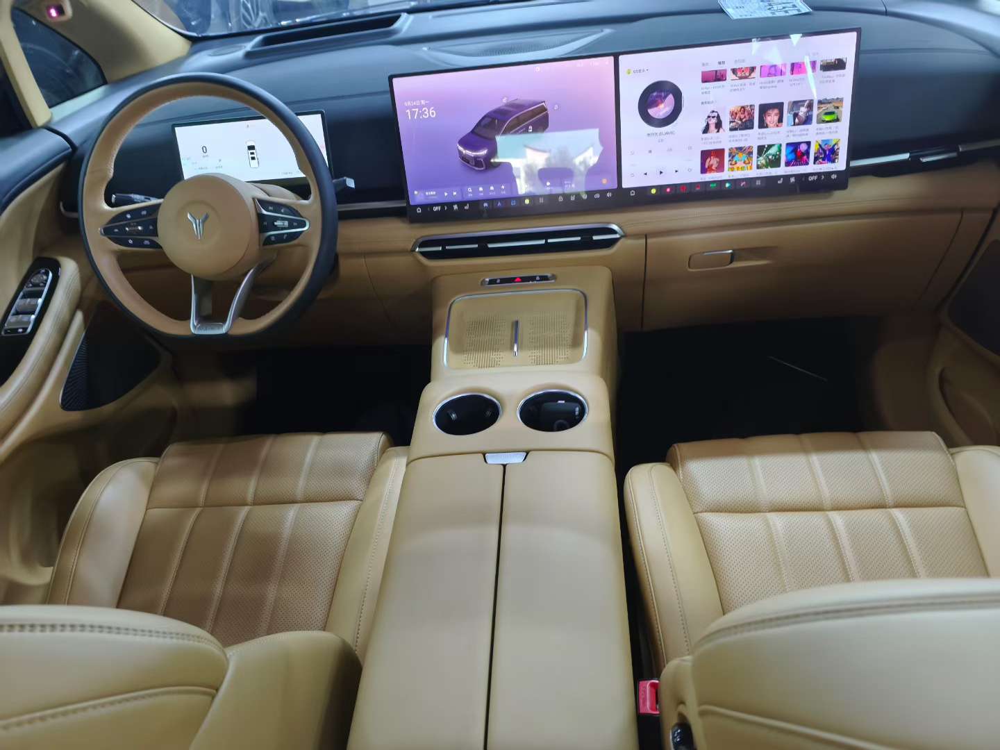 Voyah Dreamer 2025 AWD Noble Kunpeng Edition 4