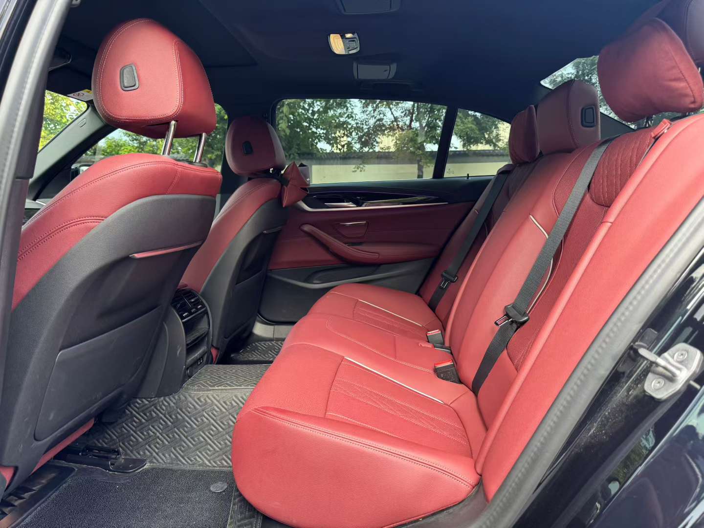 BMW 5 Series 2023 525Li M Sport Package 4