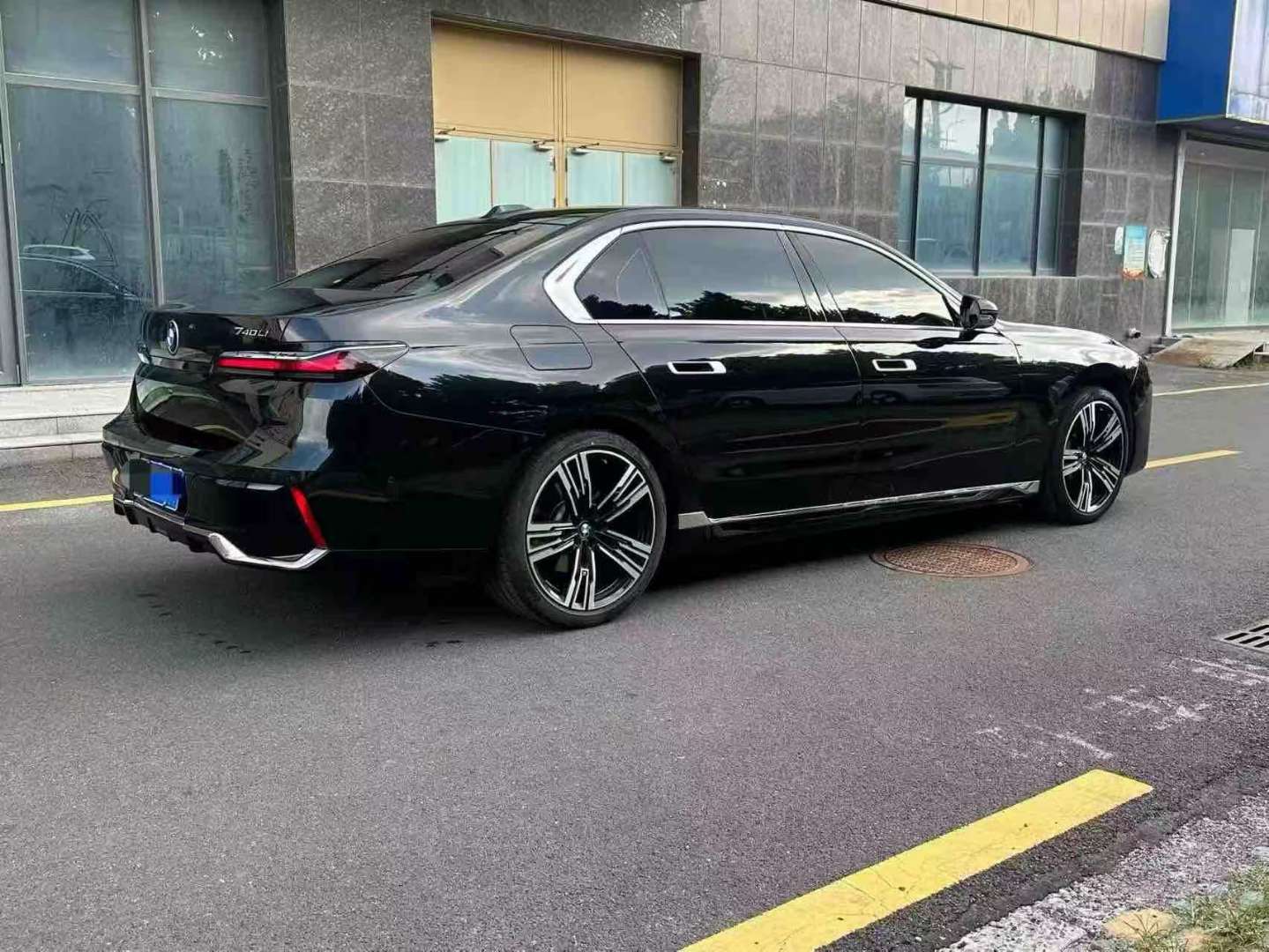 BMW 7 Series 2024 740 3