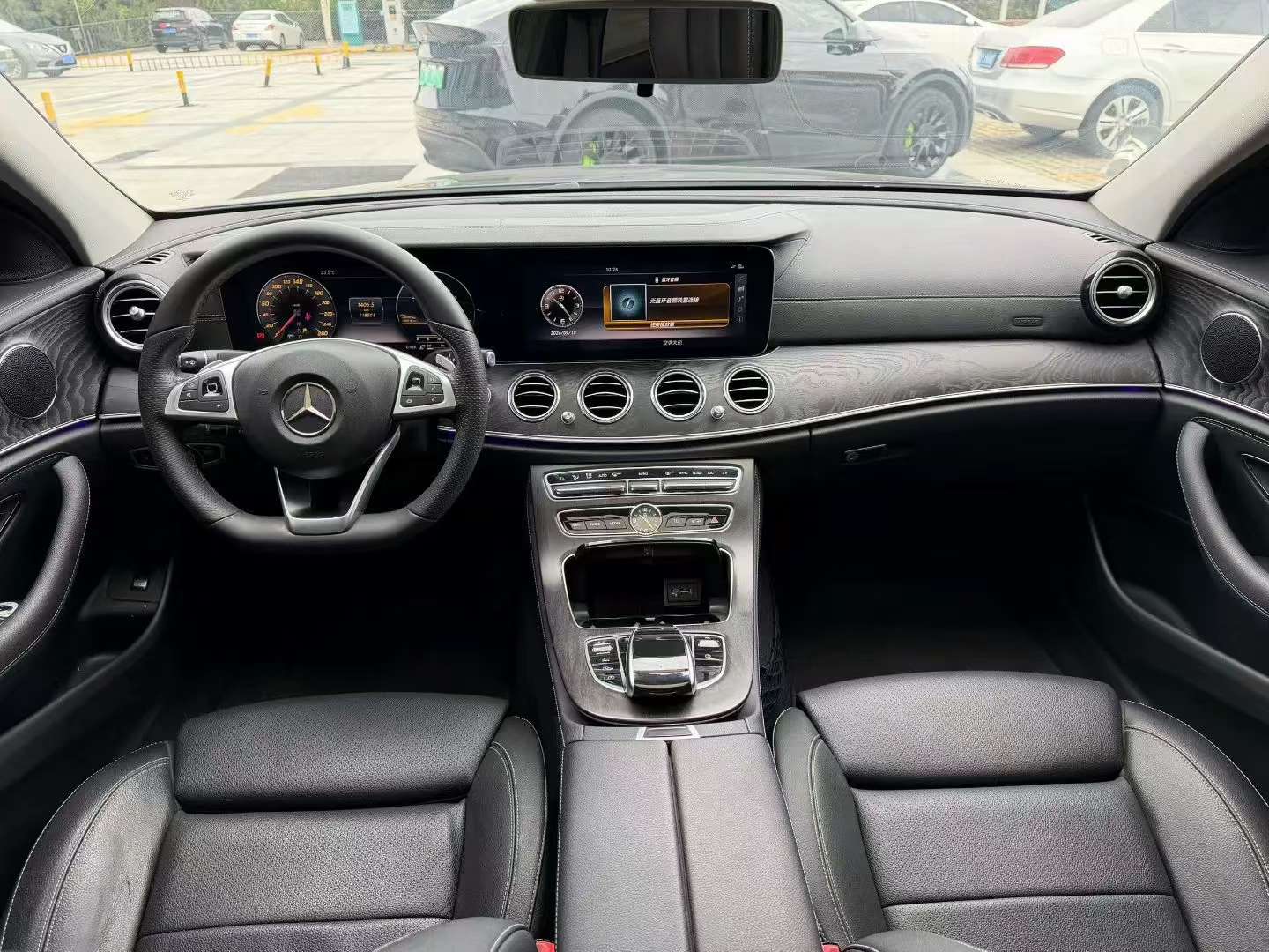 Mercedes-Benz E-Class 2016 E200L Long 4