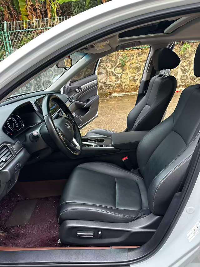 Honda Accord 2022 1.5T 260 Luxury Edition 4