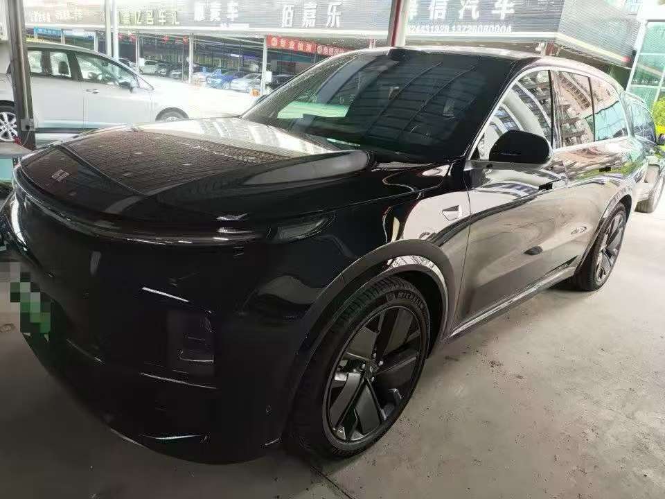 Li Auto L8 2025 Max Refresh Edition
