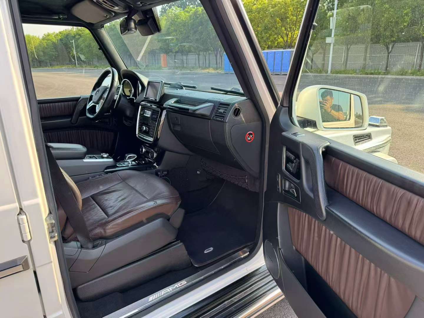 Mercedes-Benz G-Class 2015 G63 V8 5.5T 4
