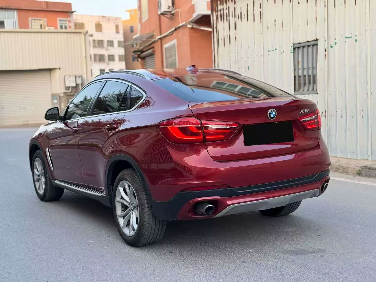 BMW X6 2017 High Spec 28i 4