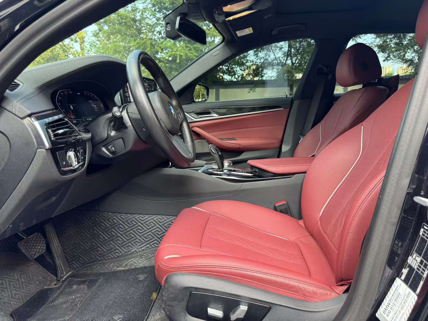 BMW 5 Series 2023 525Li M Sport Package 3