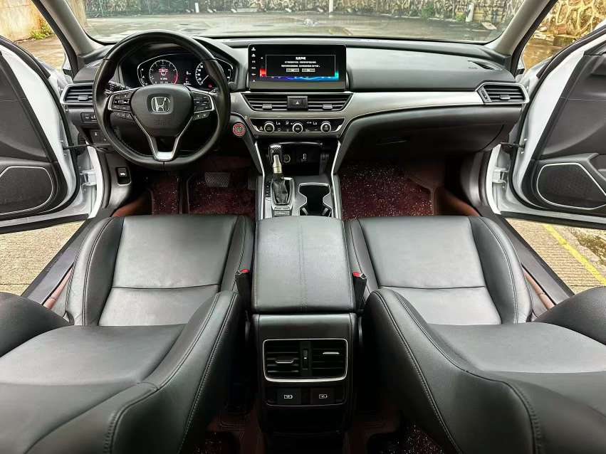 Honda Accord 2022 1.5T 260 Luxury Edition 6