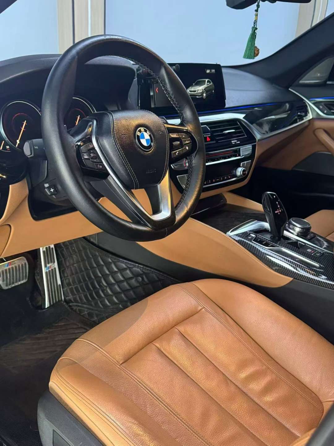 BMW 5 Series 2018 530Li M Sport Package 4