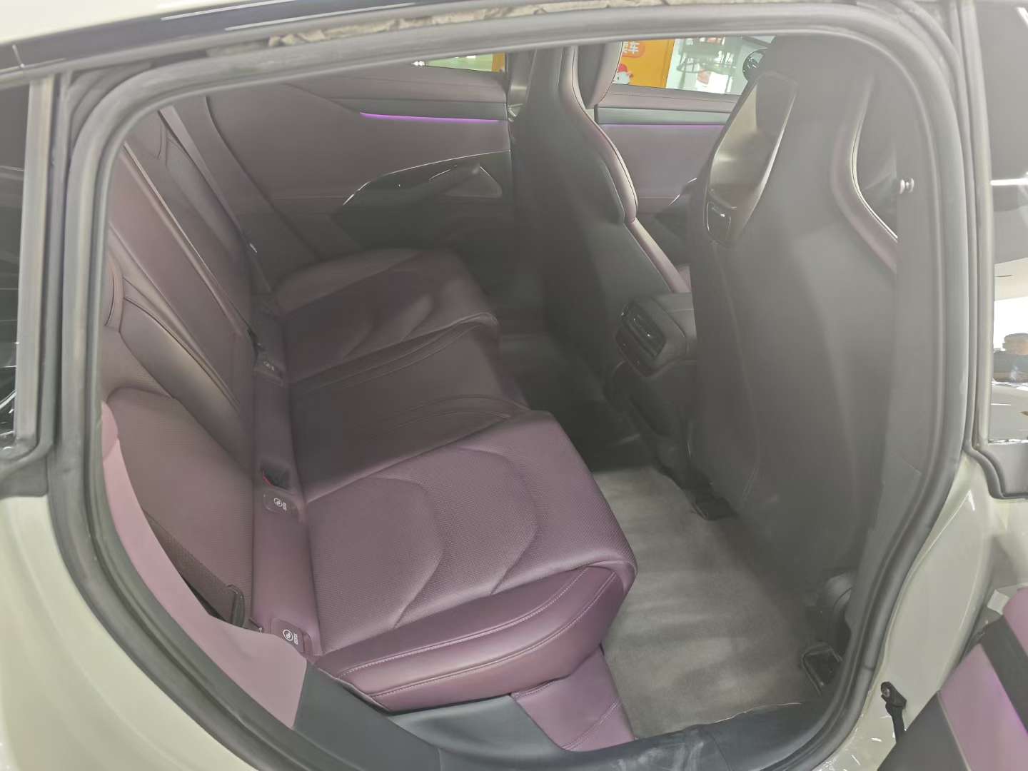 Xiaomi SU7 2024 Dual-Motor Ultra-Range Smart Driving Max 4