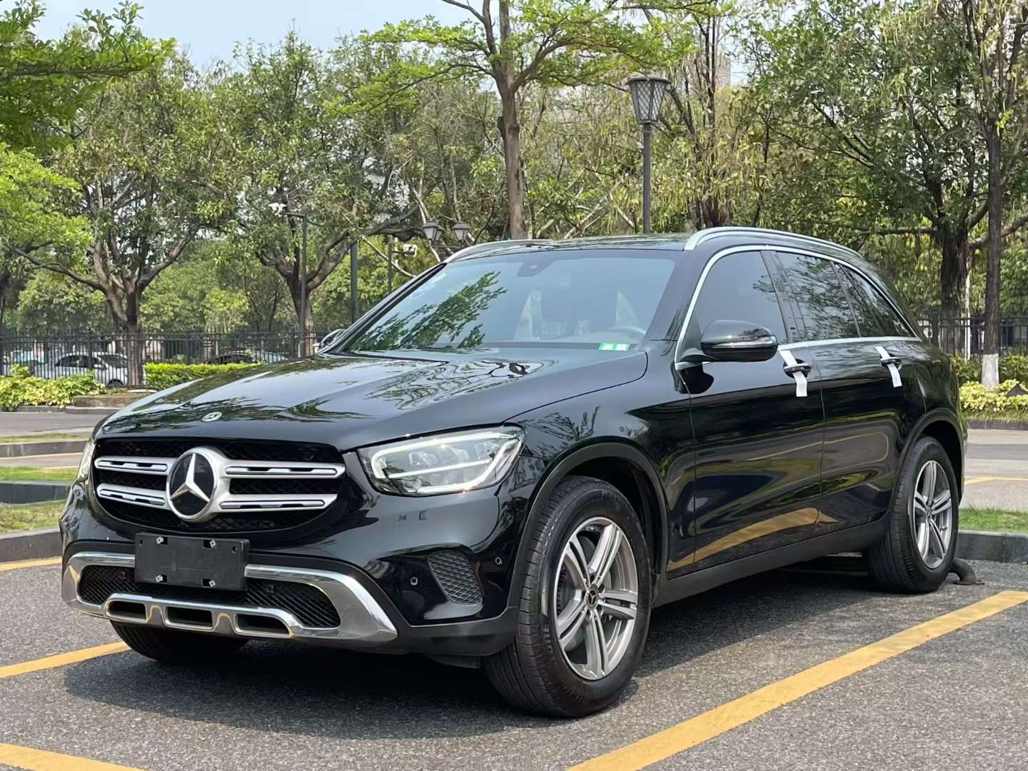 Mercedes-Benz GLC 2021 GLC260L Long Wheelbase