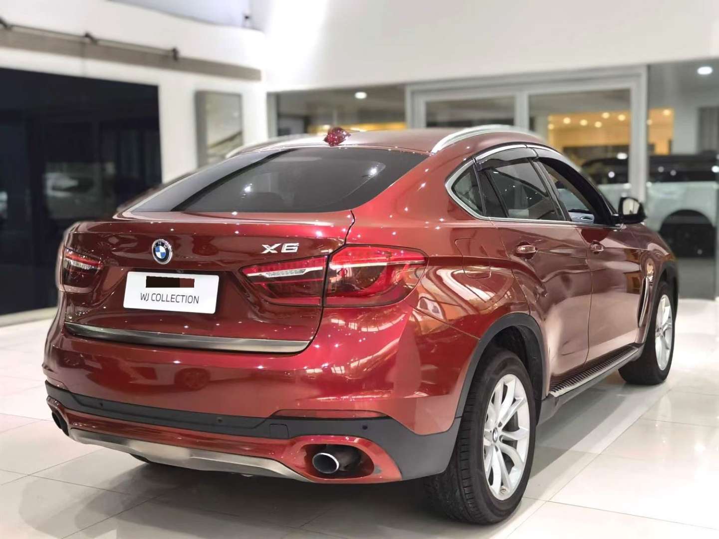 BMW X6 2017 28i High Spec 4