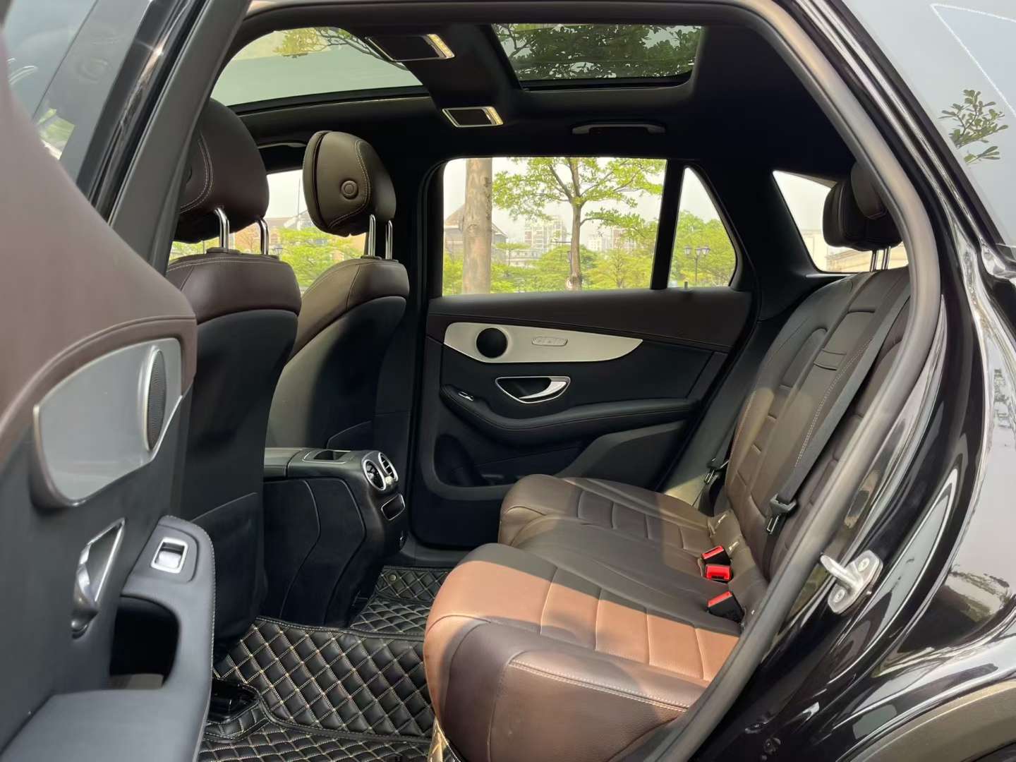 Mercedes-Benz GLC 2021 GLC260L Long Wheelbase 5