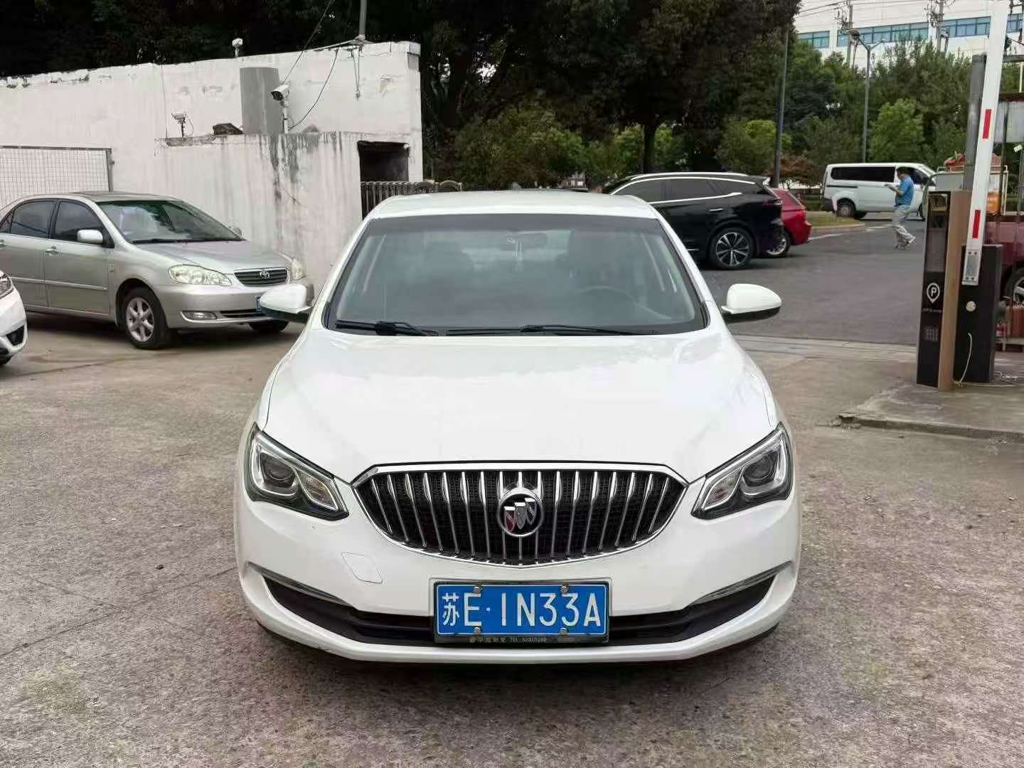 Buick Excelle 2015 1.5L Automatic 2