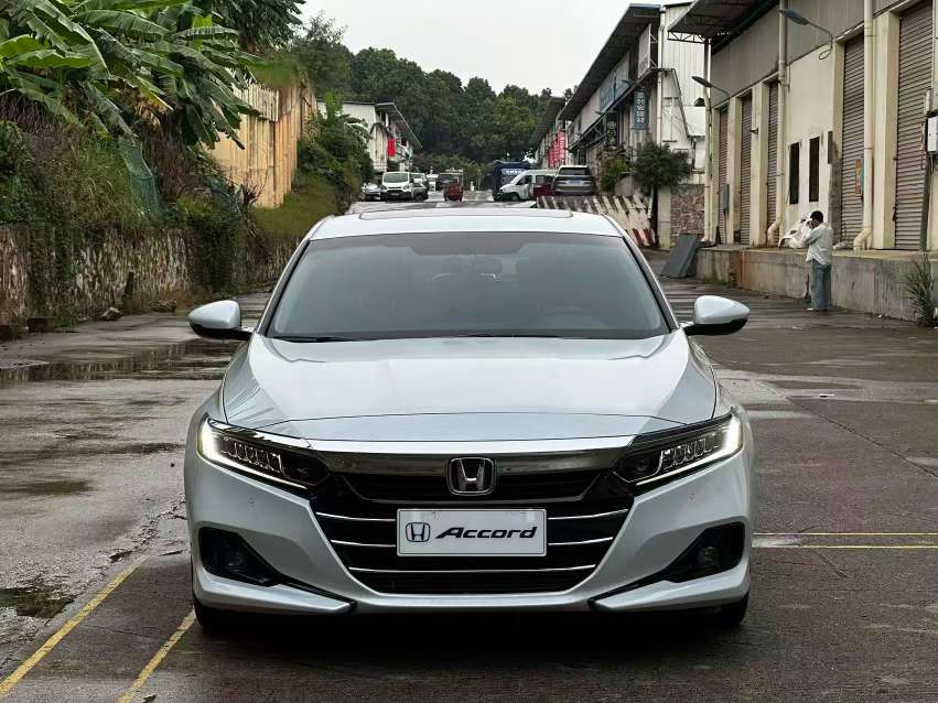 Honda Accord 2022 1.5T 260 Luxury Edition 2