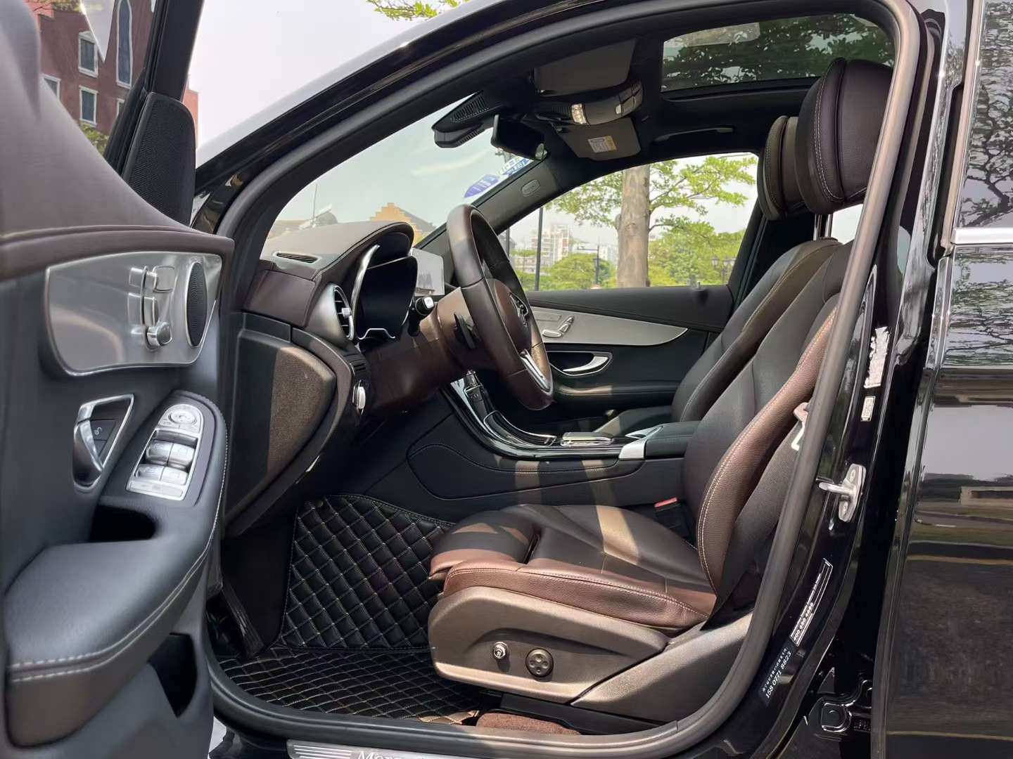 Mercedes-Benz GLC 2021 GLC260L Long Wheelbase 7