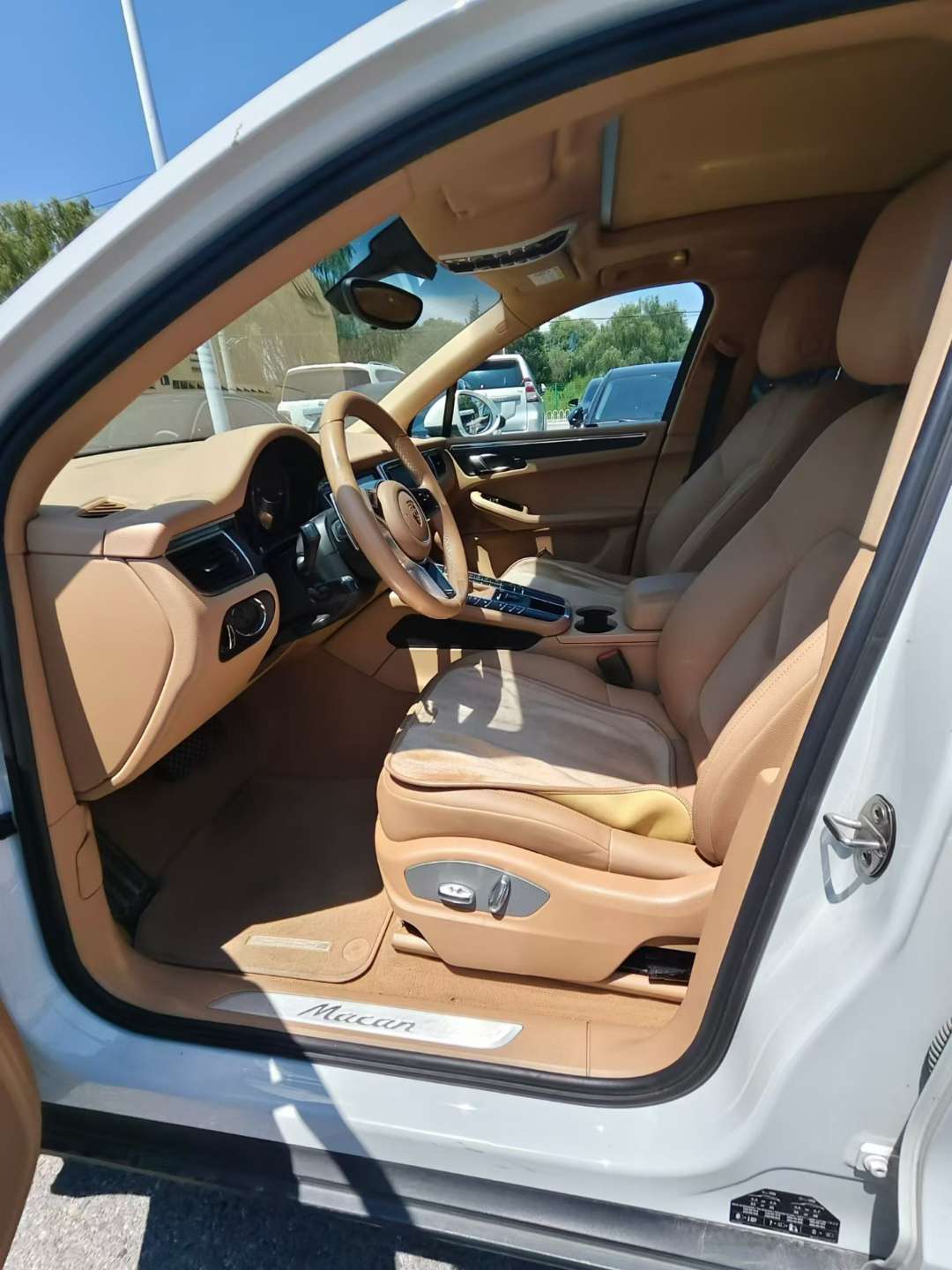 Porsche Macan 4