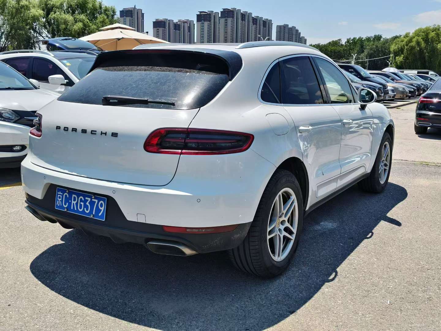 Porsche Macan 9