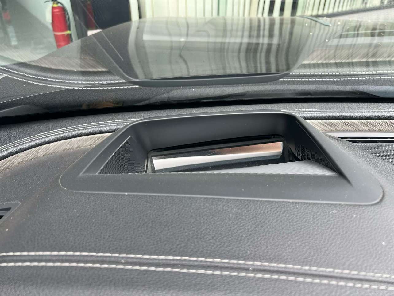 Hongqi H9 2.0T 4WD Qichang Edition 8