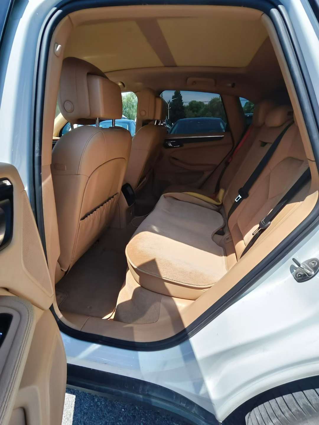 Porsche Macan 6