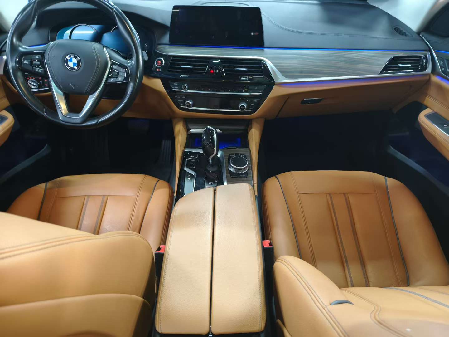 BMW 6GT 5