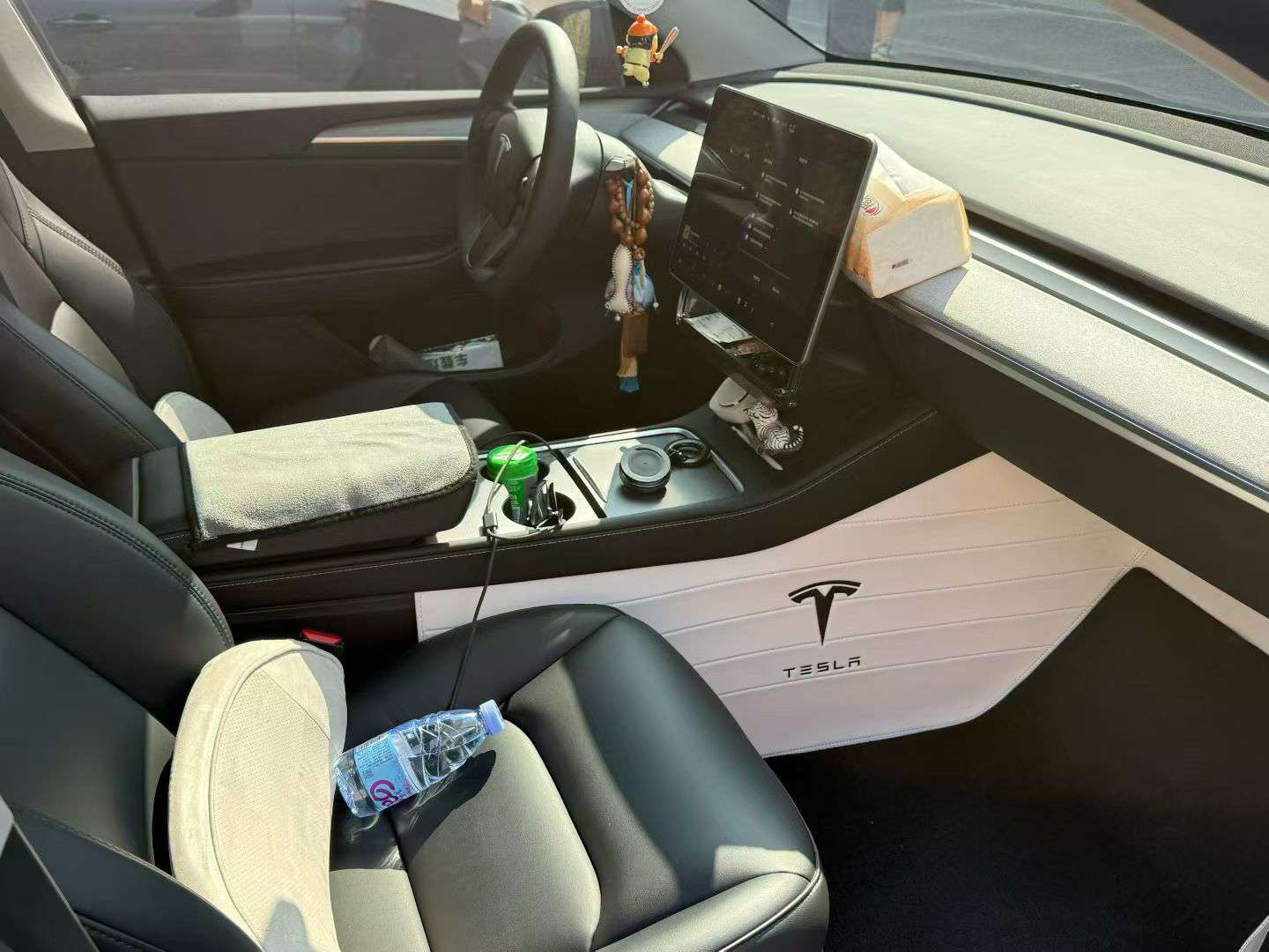 Tesla Model Y 2024 Model Y 2