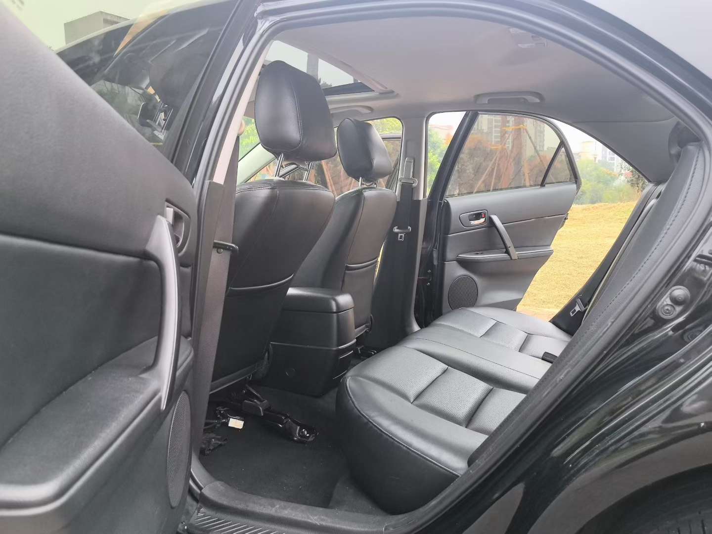 Mazda 6 2.0L Automatic Sunroof 8