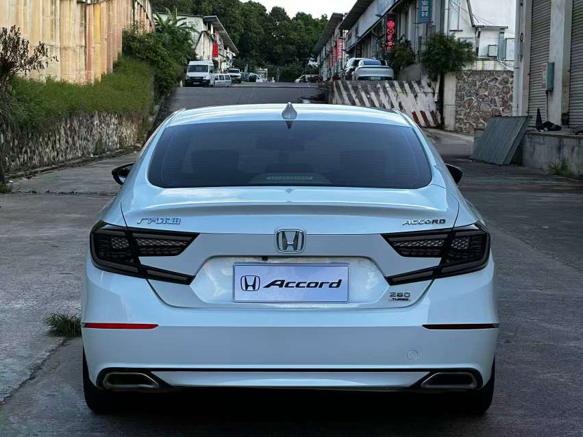 Honda Accord 1.5T 260 Luxury Edition 8