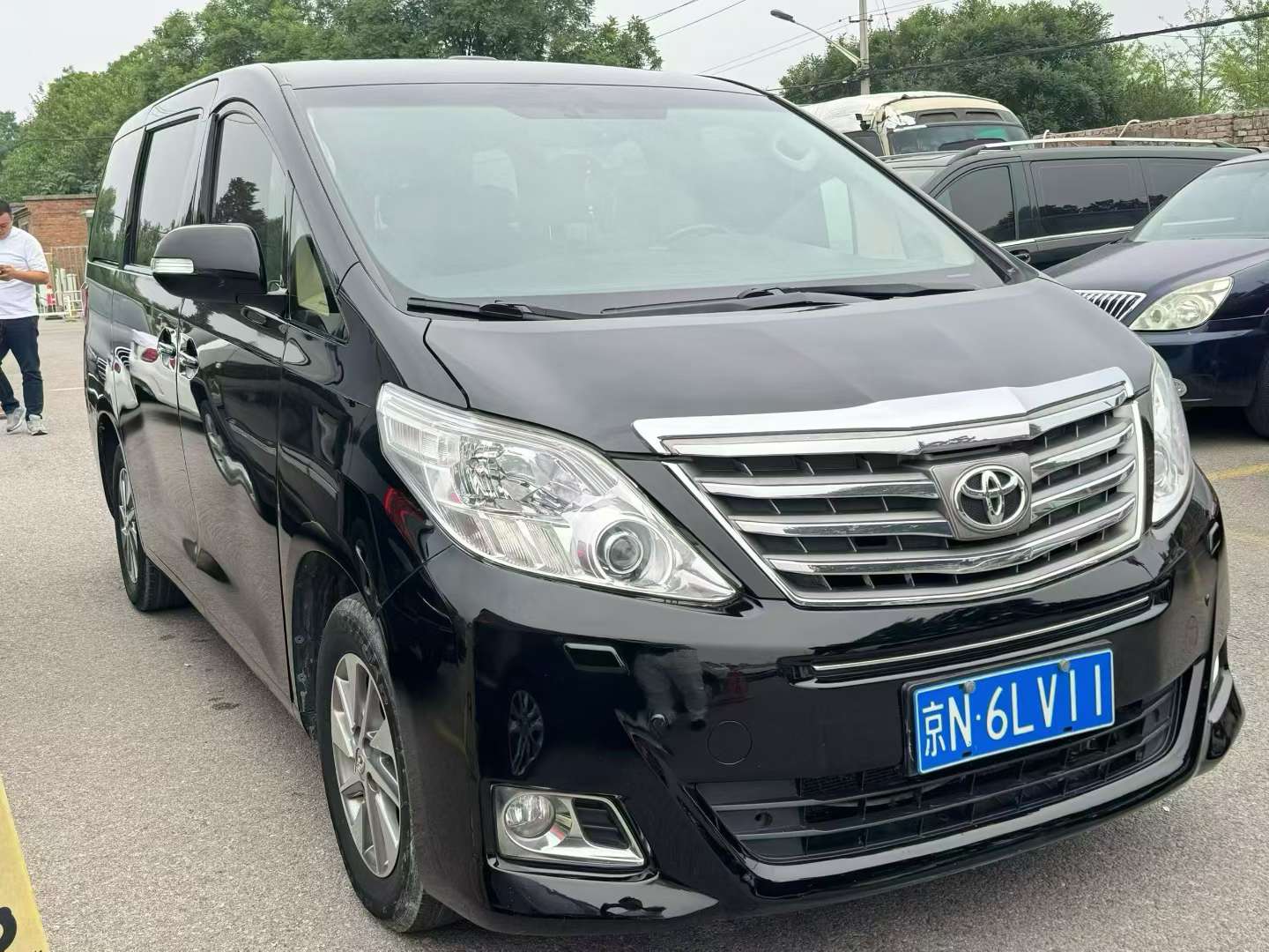 Toyota Alphard 3.5L