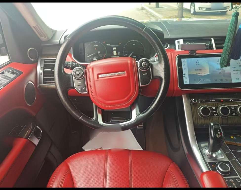 Land Rover Range Rover Sport HSE 3