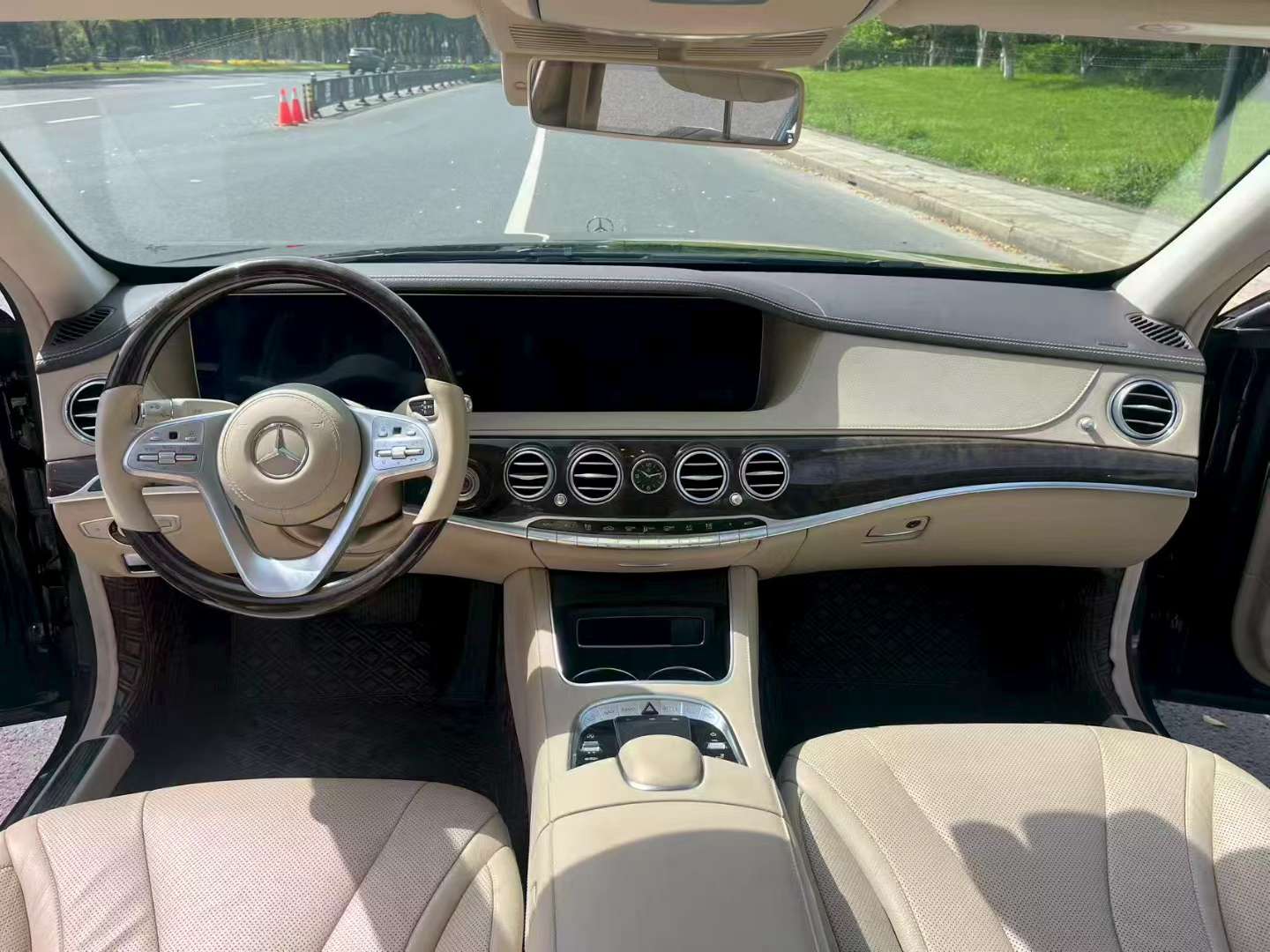 Mercedes-Benz S-Class 2020 S-Class 350L 48V 3.0T Executive Collector's Edition 4