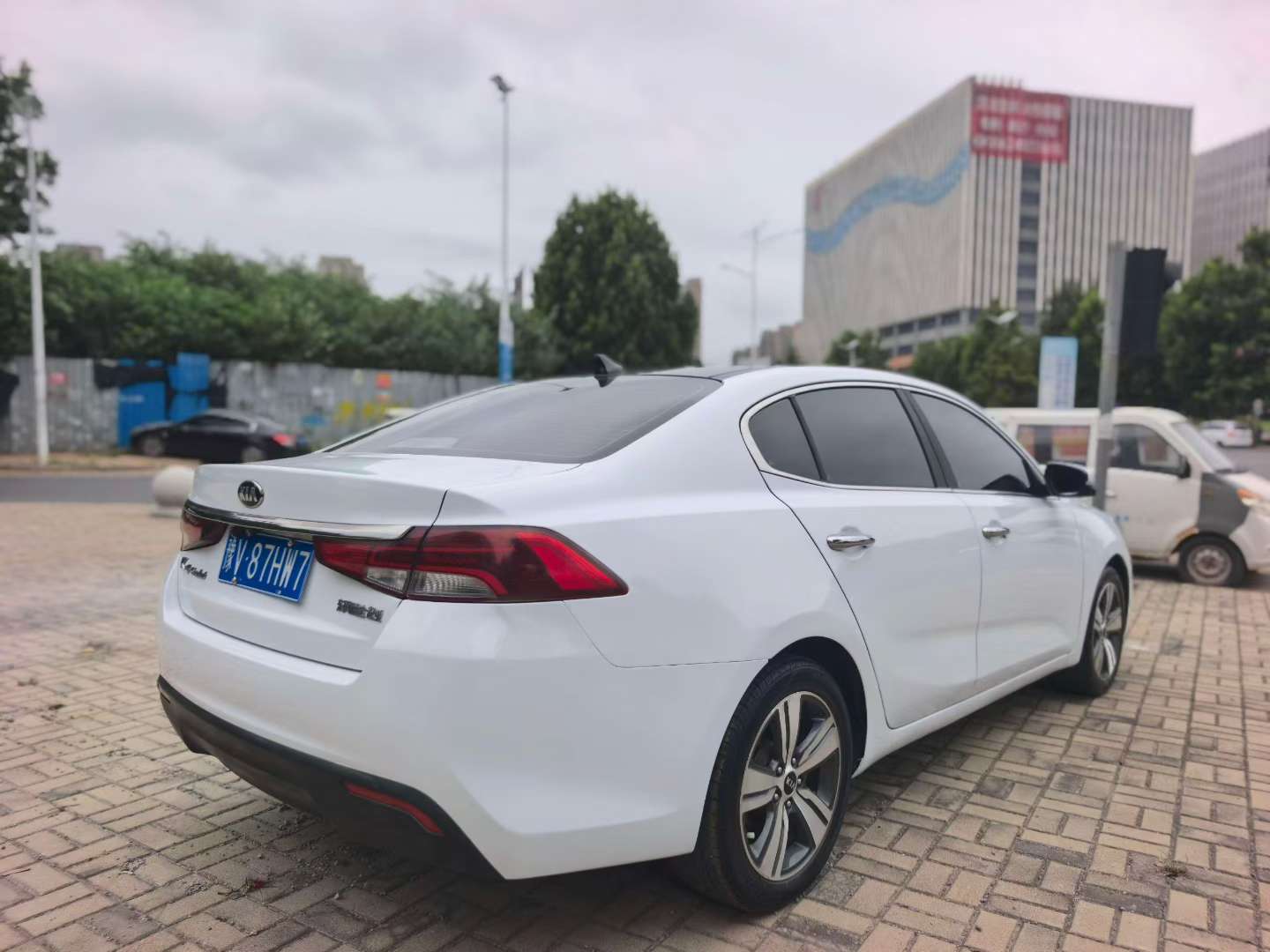 Kia K4 2017 Automatic DLX Top Trim 7