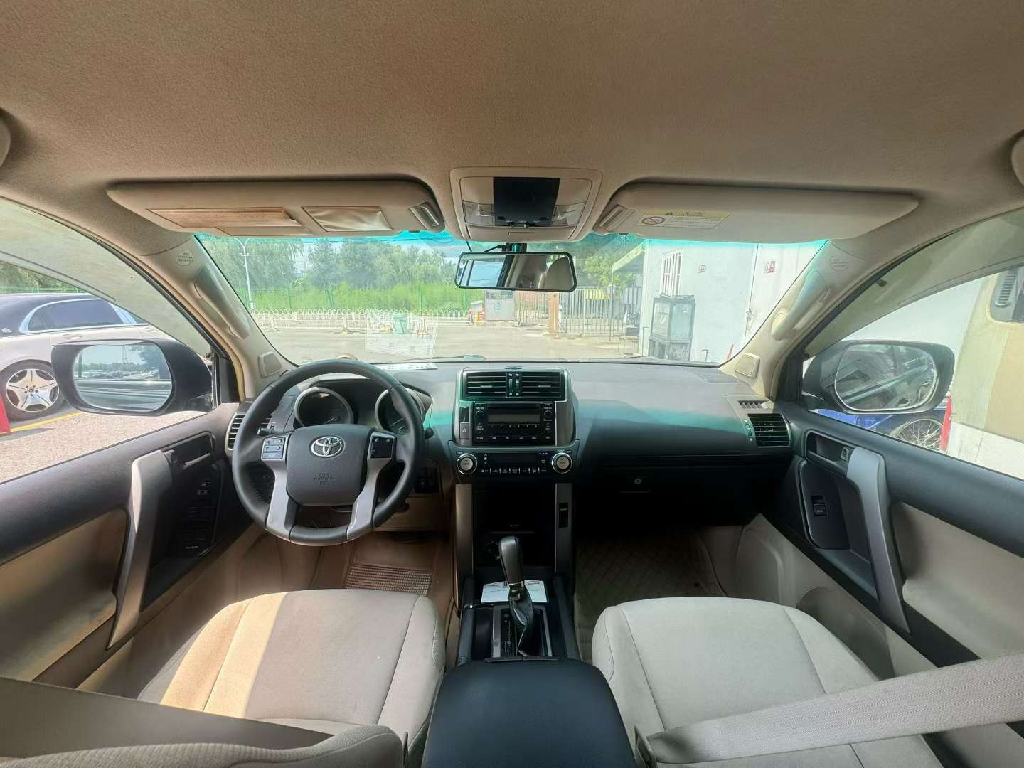 Toyota Prado 2700 6