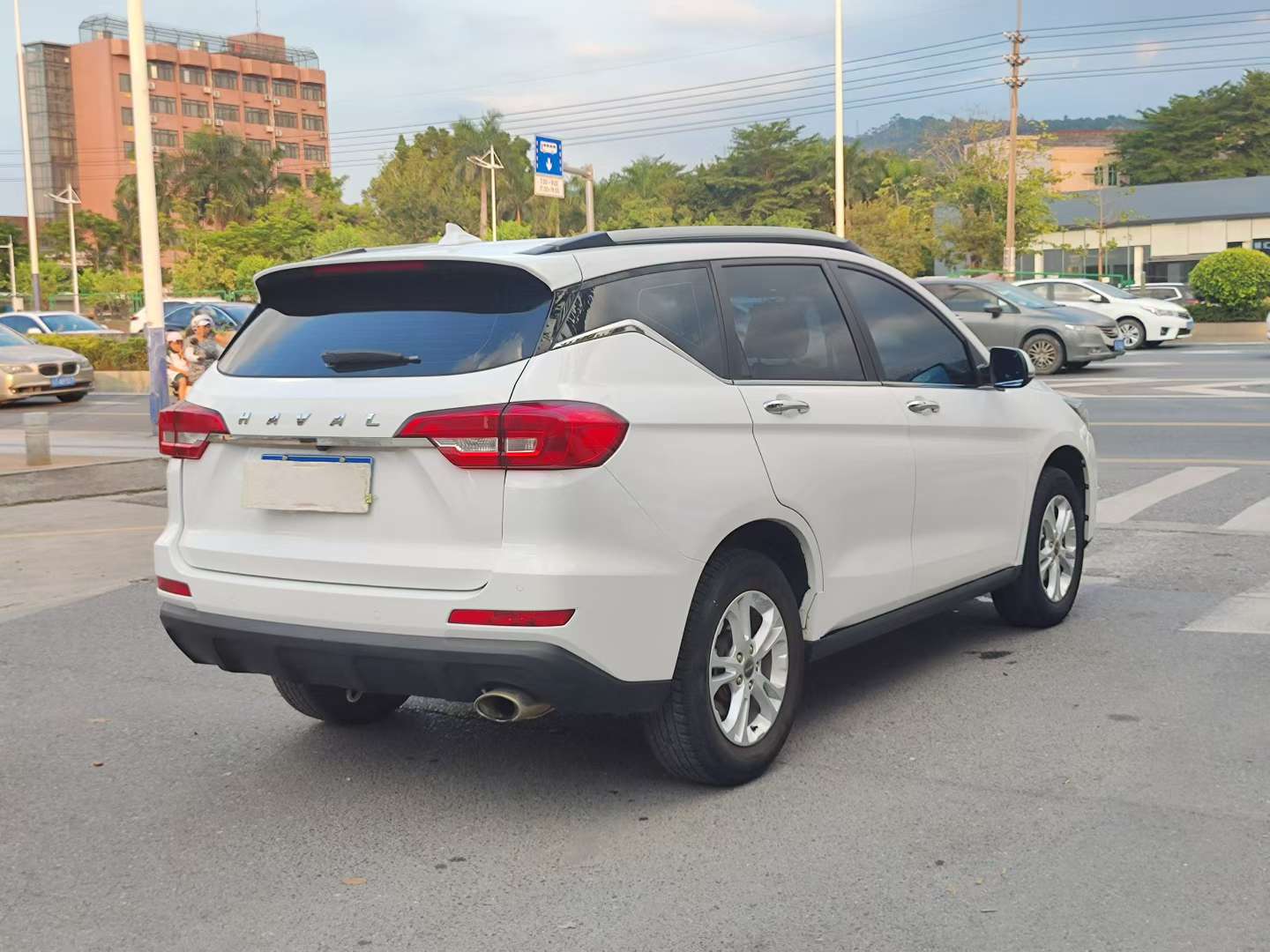 Haval M6 1.5T Automatic High Trim 9