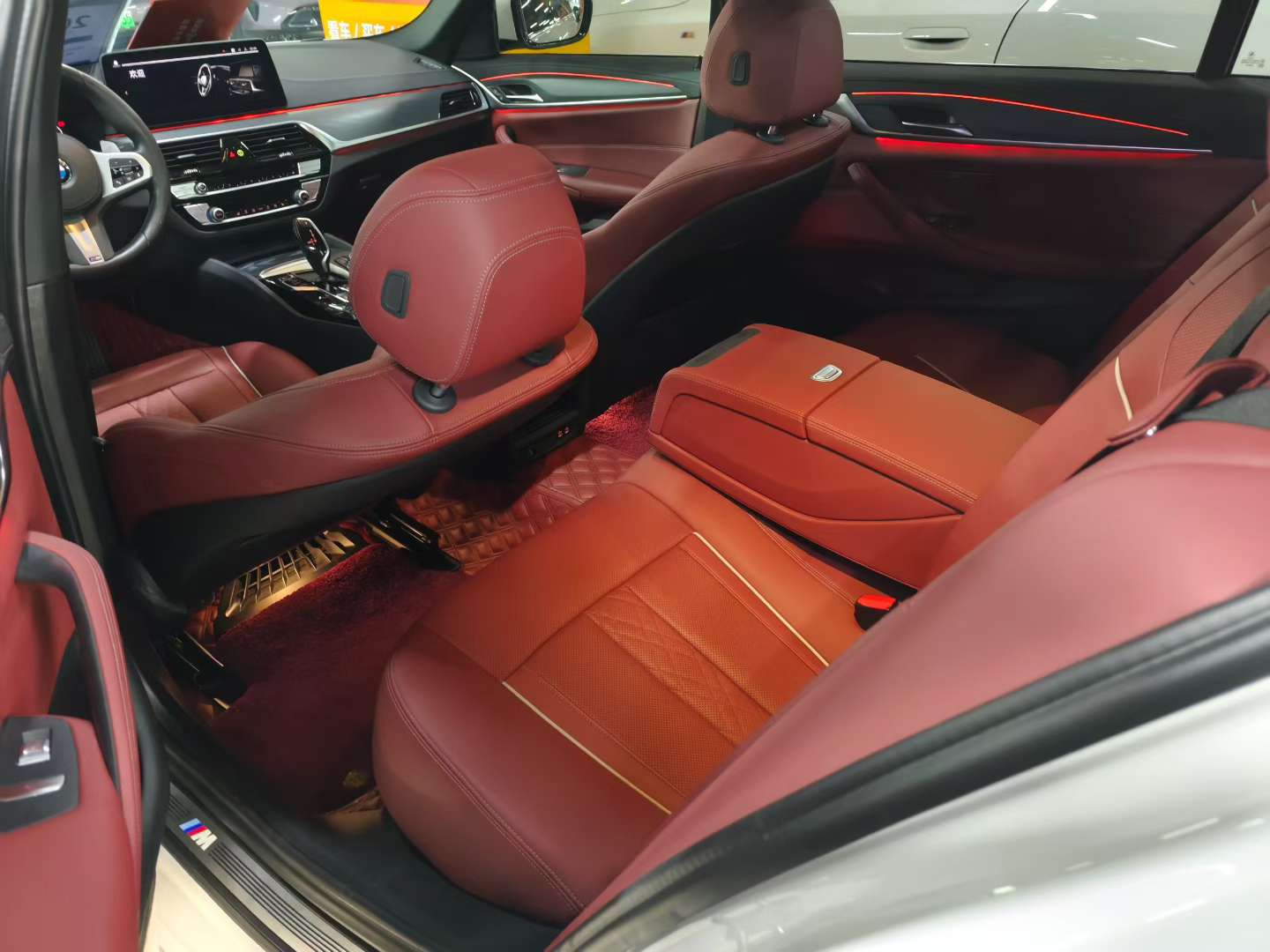 BMW 5 Series 530 Leading M Sport Package 3