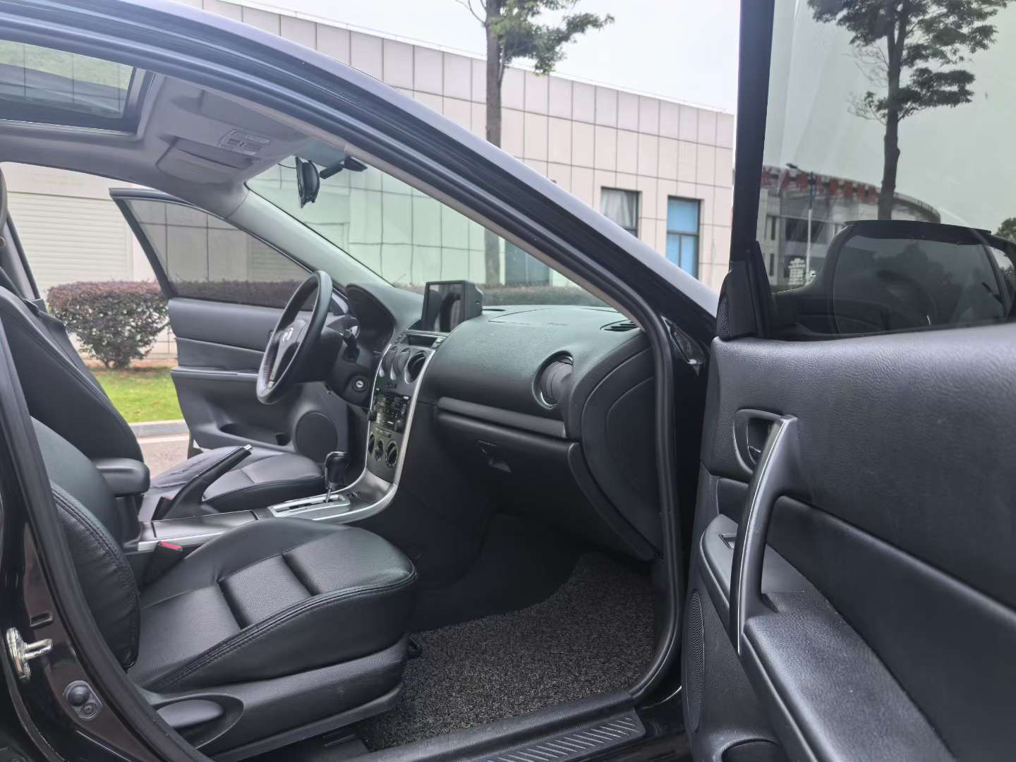 Mazda 6 2.0L Automatic Sunroof 6