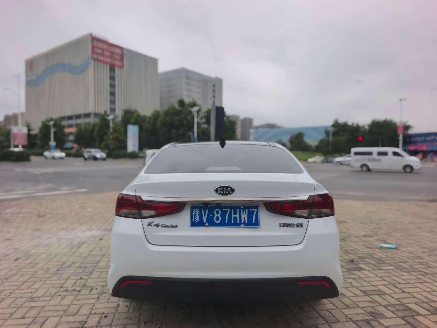 Kia K4 2017 Automatic DLX Top Trim 8