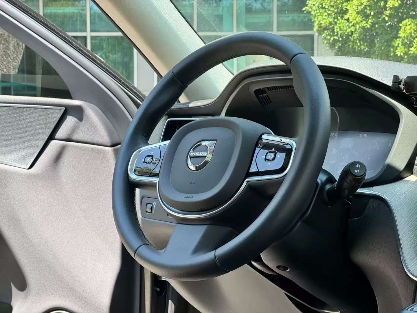 Volvo XC60 AWD T5 Zhiyuan Luxury 6