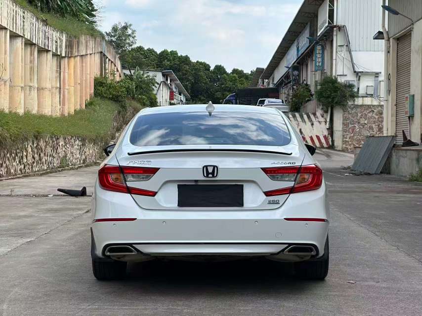 Honda Accord 1.5T 260 Luxury Edition 5