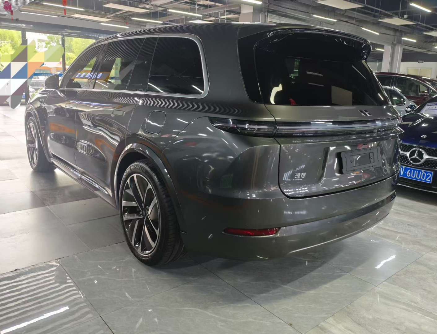Li Auto L9 3