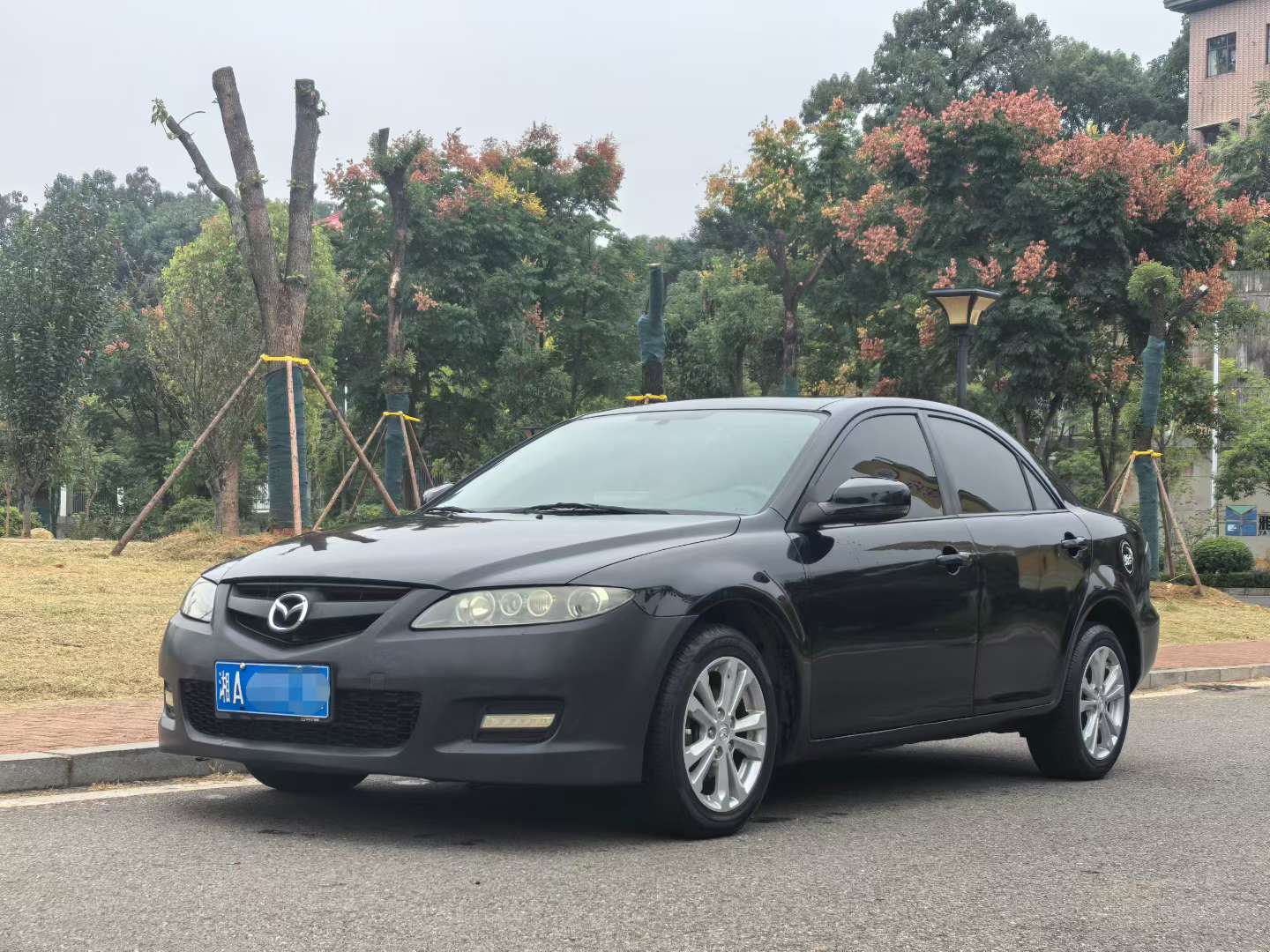 Mazda 6 2.0L Automatic Sunroof