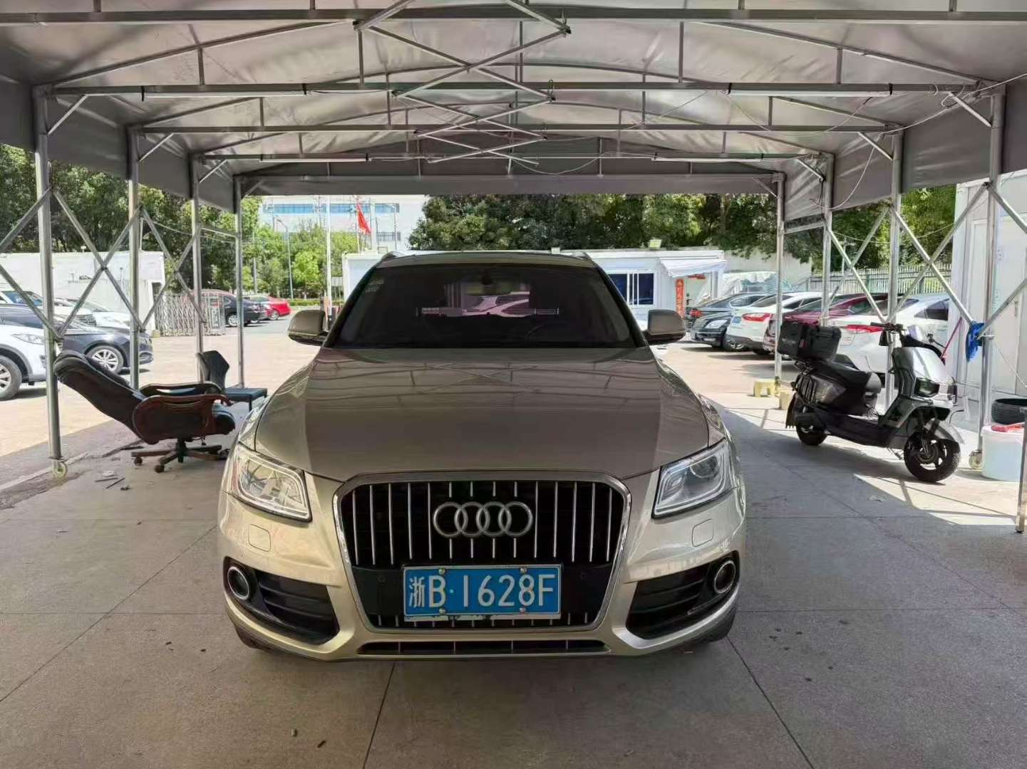Audi Q5 2.0L Automatic Sunroof 2