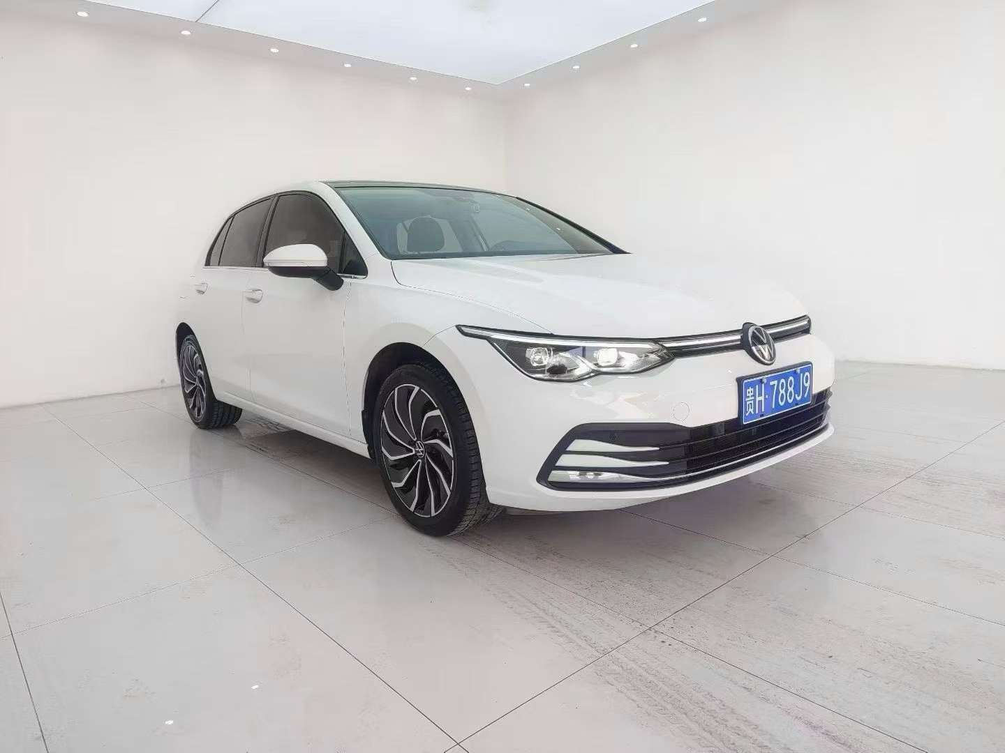 Volkswagen Golf 1.4T 30th Anniversary Edition 3