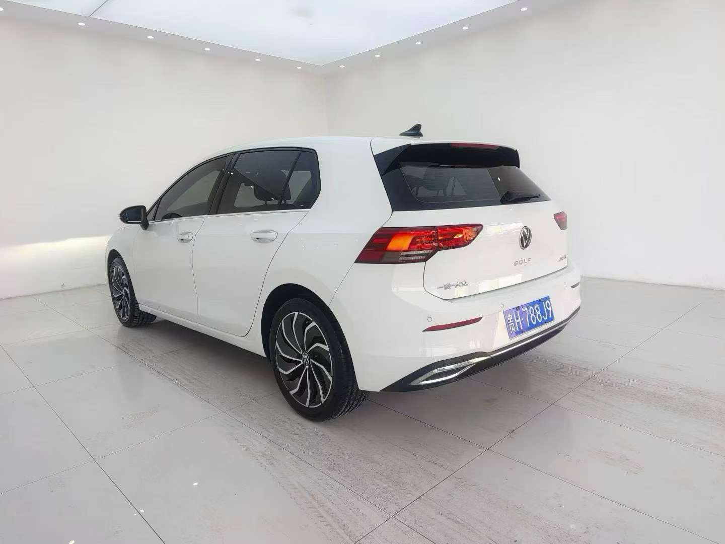 Volkswagen Golf 1.4T 30th Anniversary Edition 7