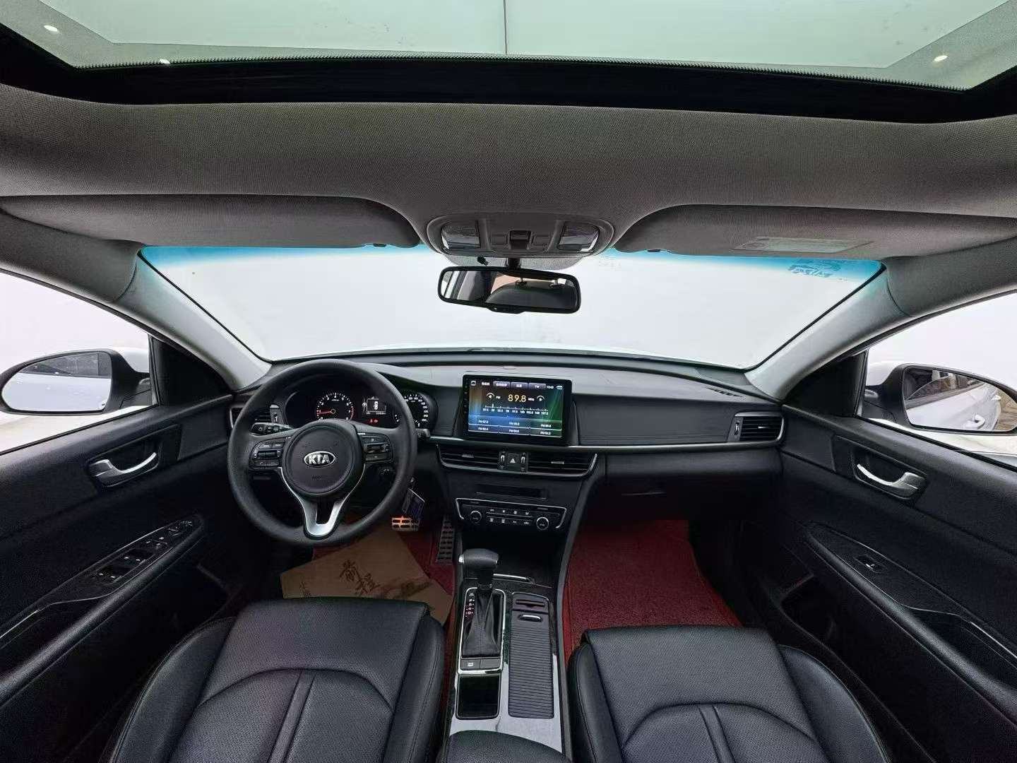 Kia K5 5
