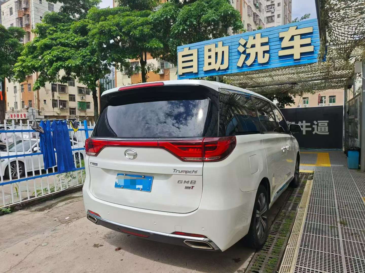 GAC Trumpchi M8 320T Zhi Zun Edition 3