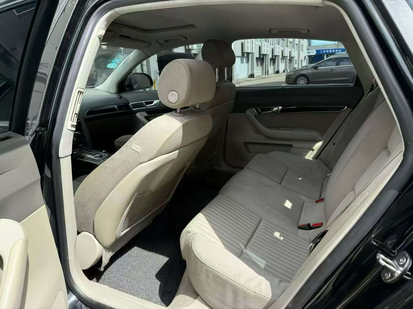 Audi A6L 5