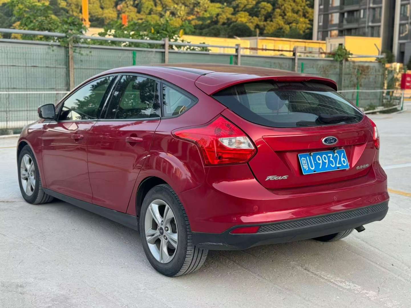 Ford Focus 1.6 Automatic Sunroof Trend Edition 4