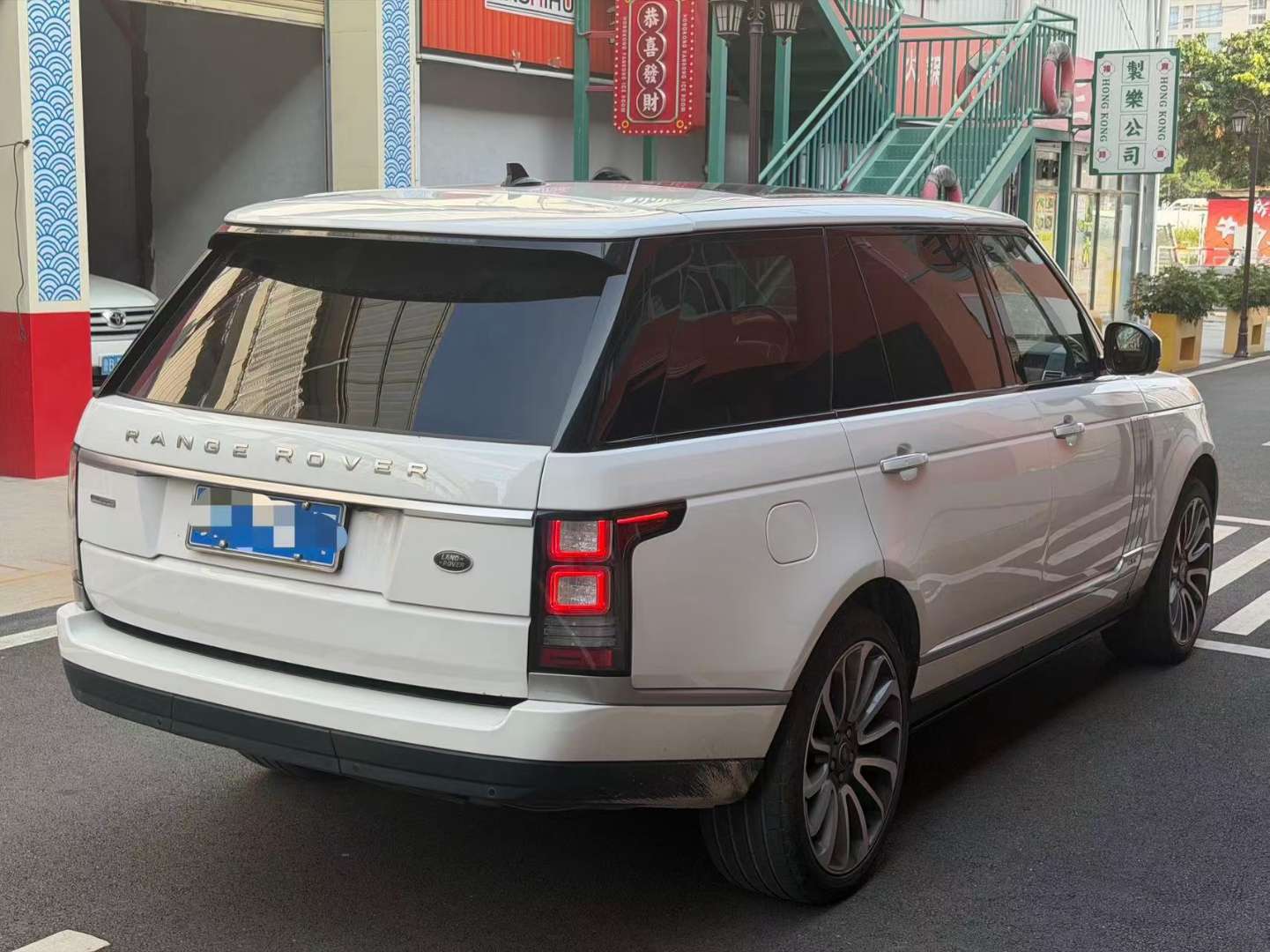 Land Rover Range Rover Executive 5.0T SV Autobiography LWB 4-Seater 4