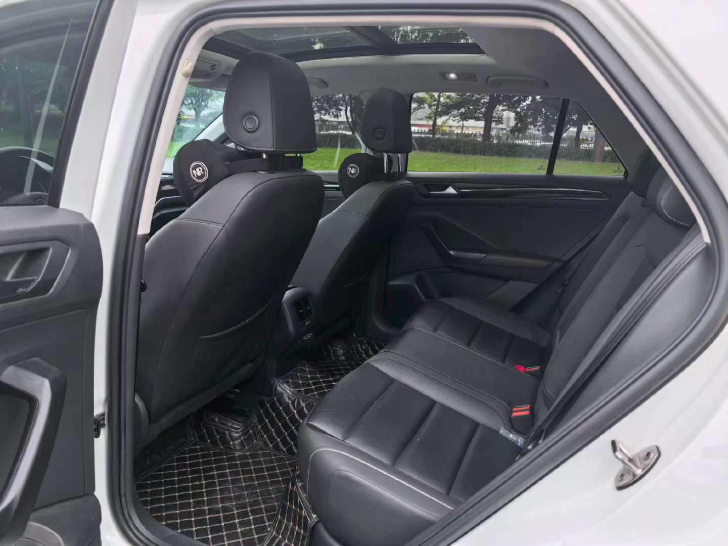 Volkswagen T-Roc 2022 1.4T Comfort PLUS 5