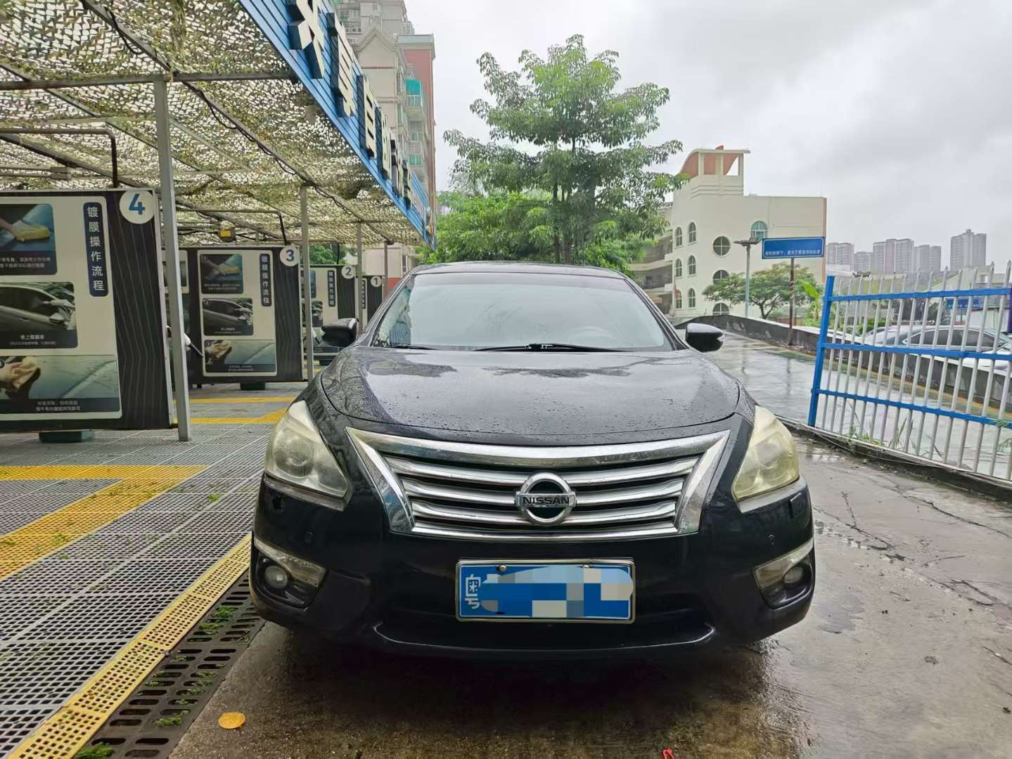 Nissan Altima 2.5L XL Leading