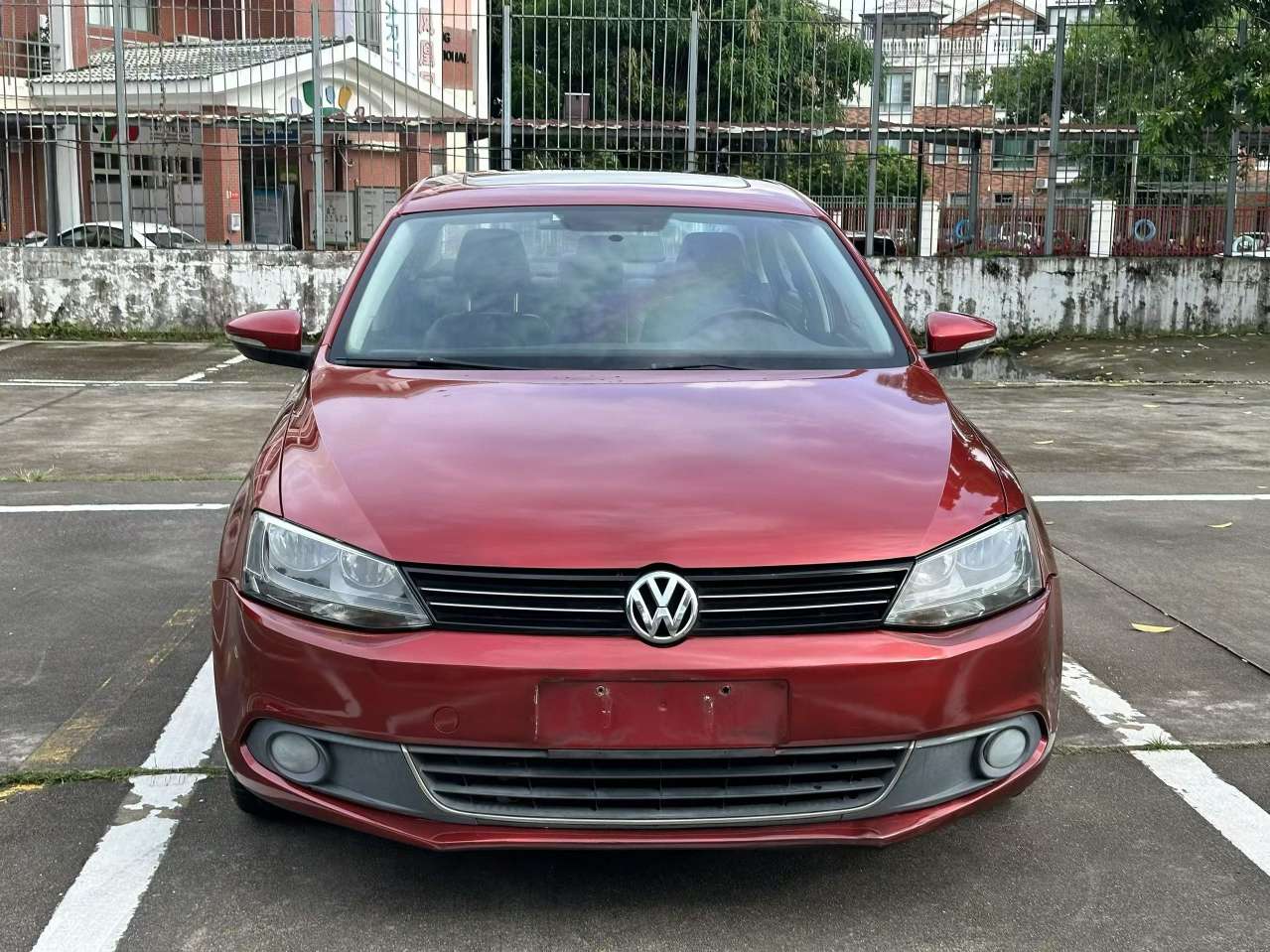 Volkswagen Sagitar 2014 Facelift 1.6L Automatic Comfort Edition 2